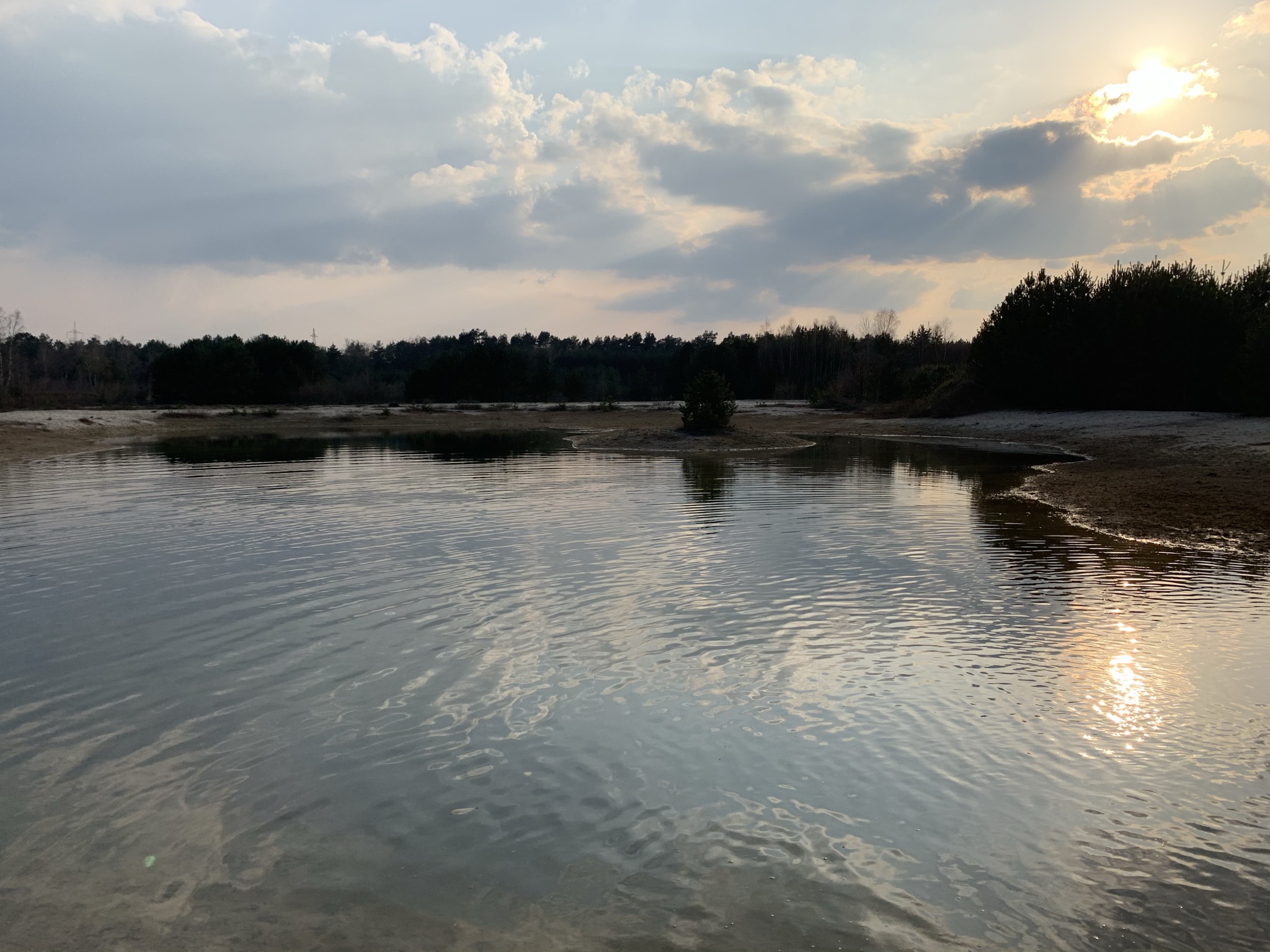 Sonnenuntergang über dem Moorsee Nordrhein-Westfalen